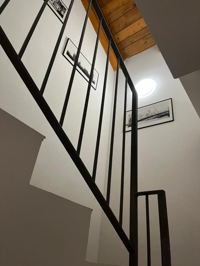 Dreams Hostel Лекко Экстерьер фото